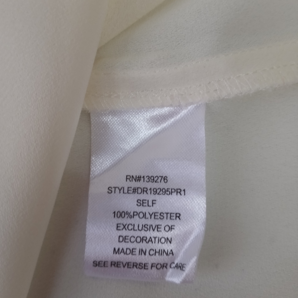 DR2 Women’s White Sheer Sleeveless Lace Yoke Blouse Sz XS - Picture 10 of 12